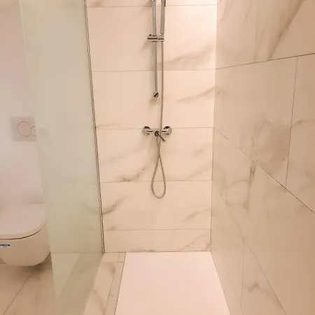 Termas Romanas Allon Apartamento *